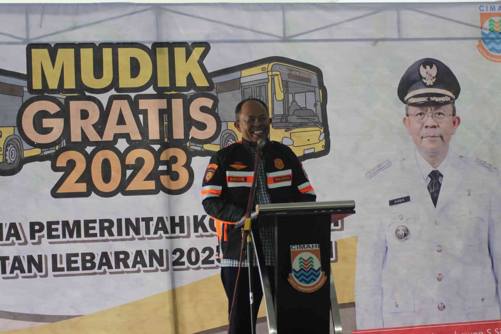 Dandim bersama Kapolres dan Pj.Walikota Cimahi, Lepas Angkutan Mudik Gratis Lebaran tahun 2023/1444 H