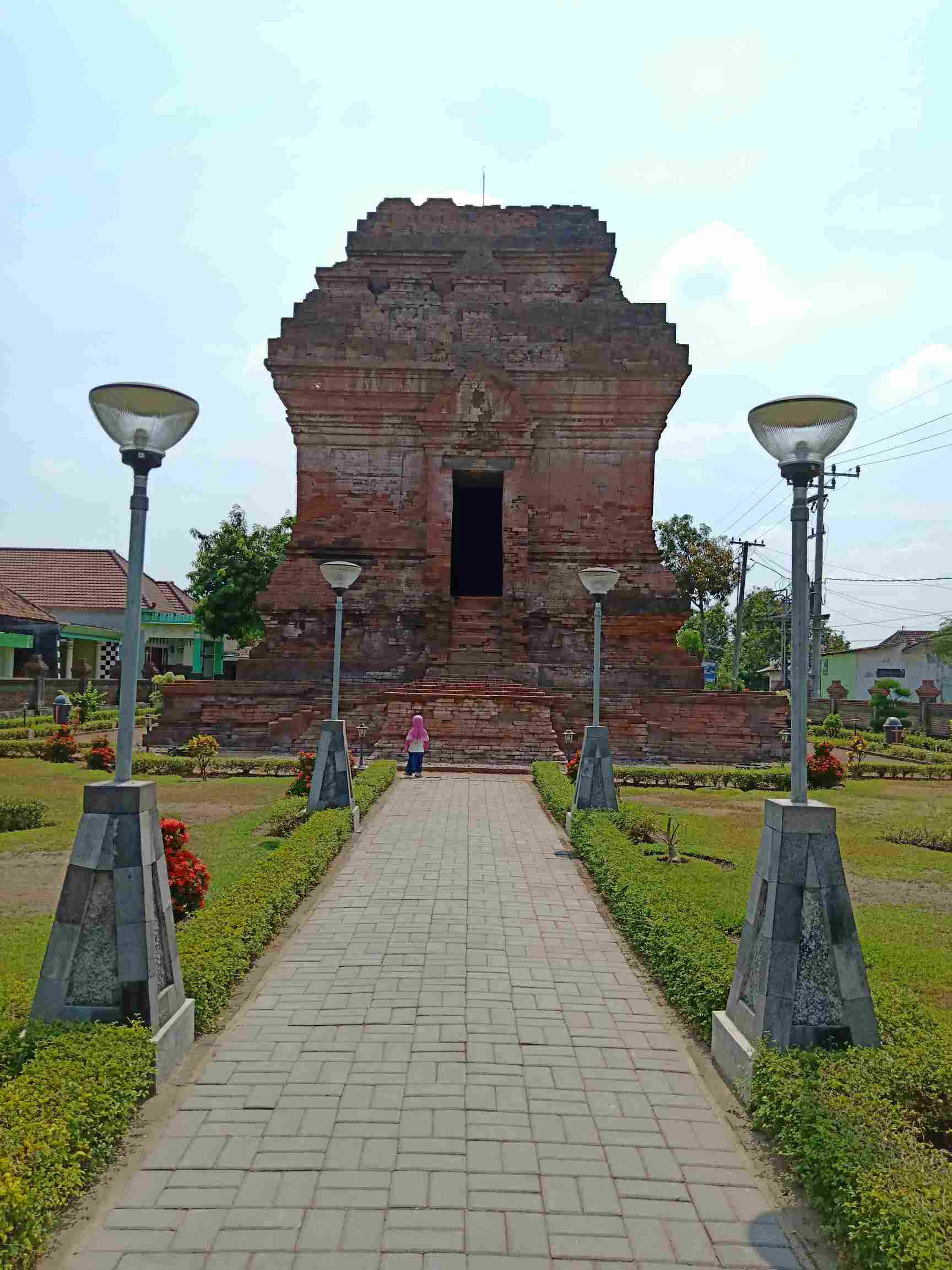 Candi Pari (dok. pri).