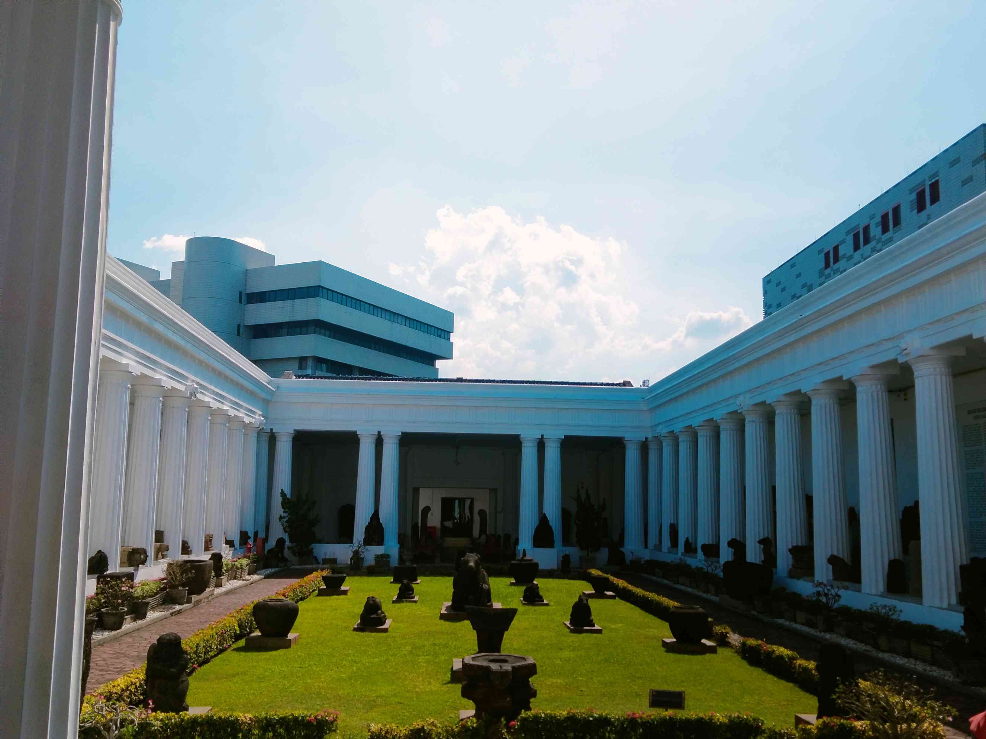 Dok.pri Pelataran dalam Museum Nasional atau Museum Gajah Jakarta