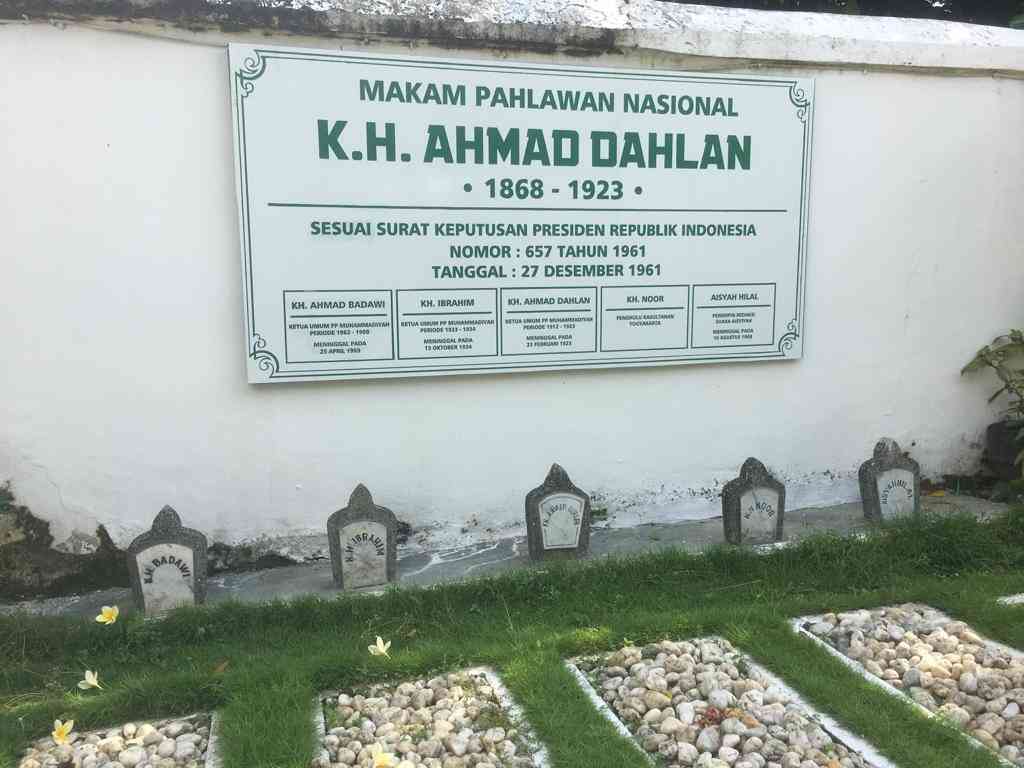 Makam KH. Ahmad Dahlan: Dokpri