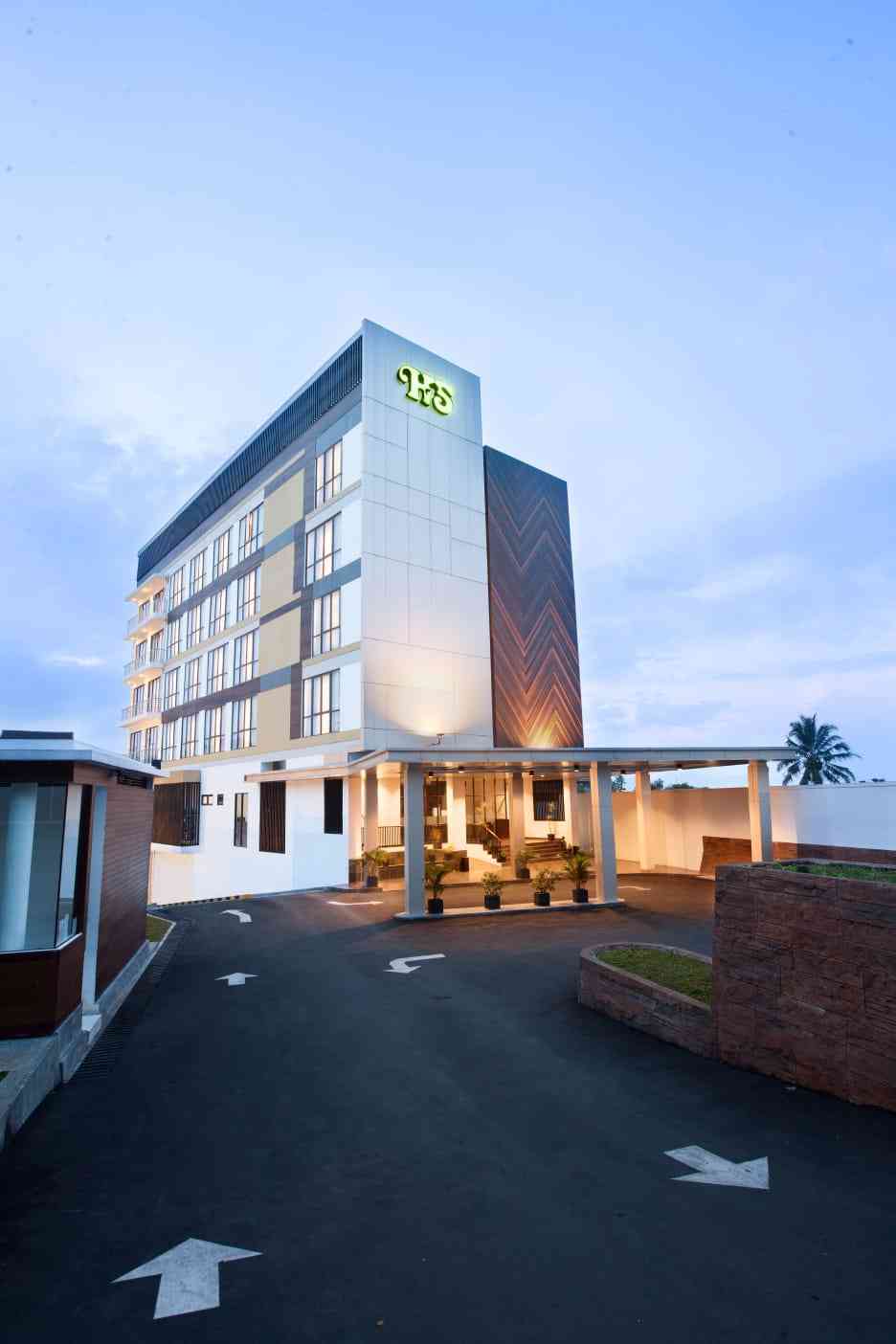 Santika Hotel Sukabumi/doc. Santika Hotels