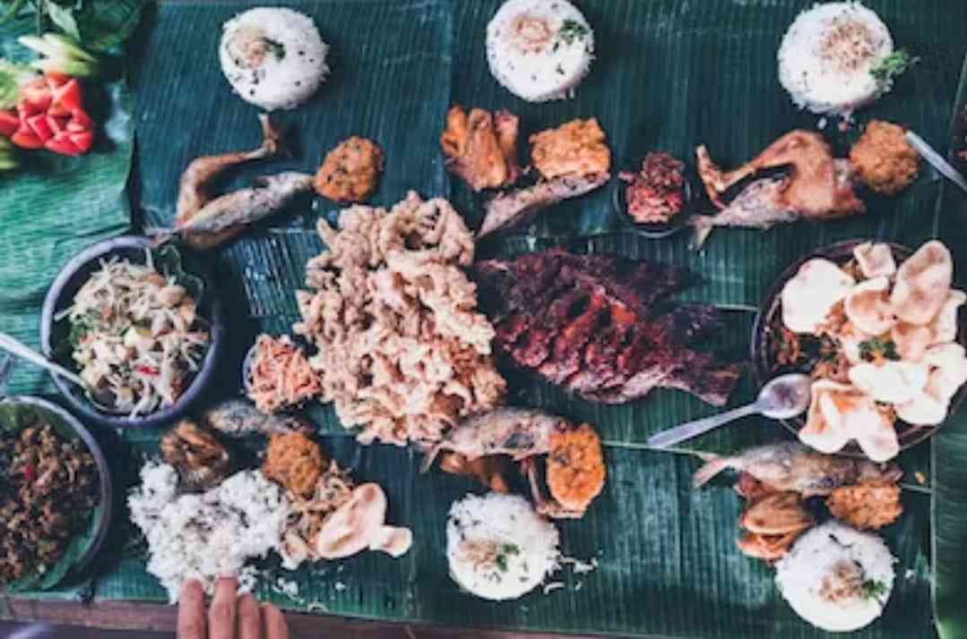 Tampilan menu cucurak dilihat dari atas (sumber foto: fotoindonesia.id)