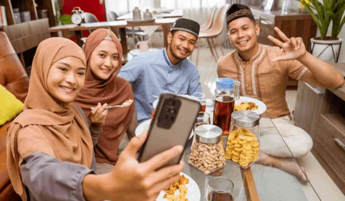 Ilustrasi: Iftar Dinner/Freepik