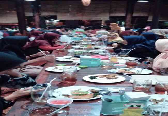 Bukber Hemat Tetap Nikmat (sumber: anggita by pinterest)