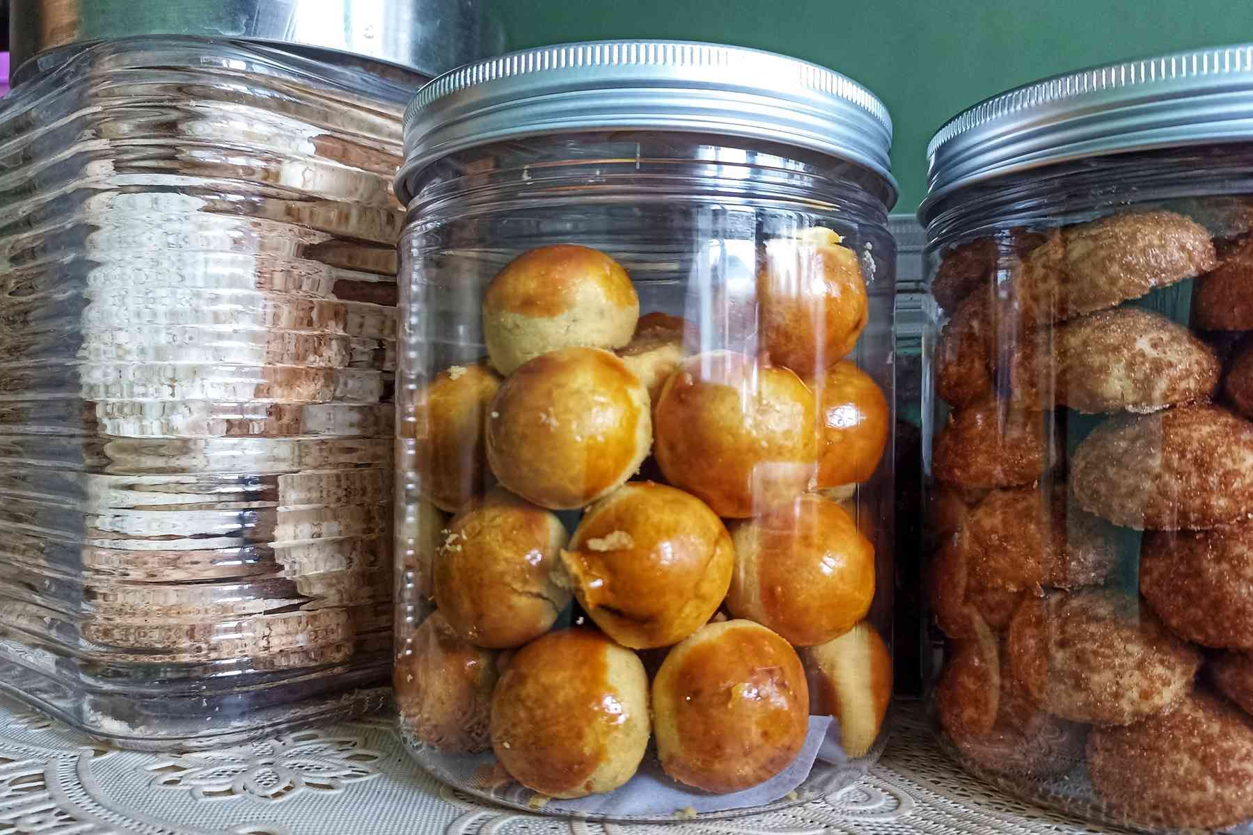 Sajian kue lebaran (foto by widikurniawan)