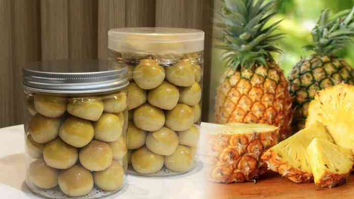 Kue nastar dan nanas (Sumber: tribunnews.com)