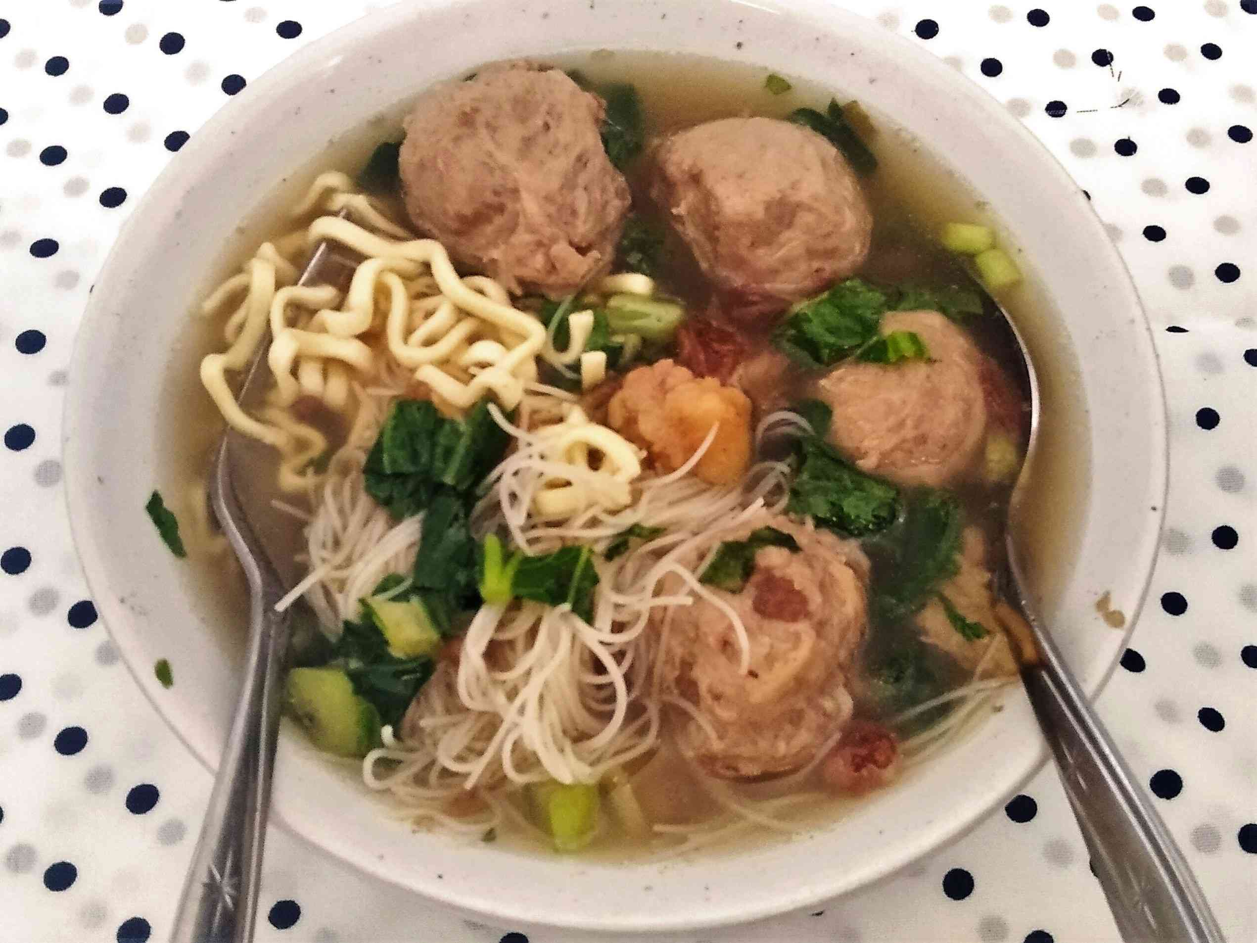 Nikmatnya bakso sapi kuah (dok.windhu)