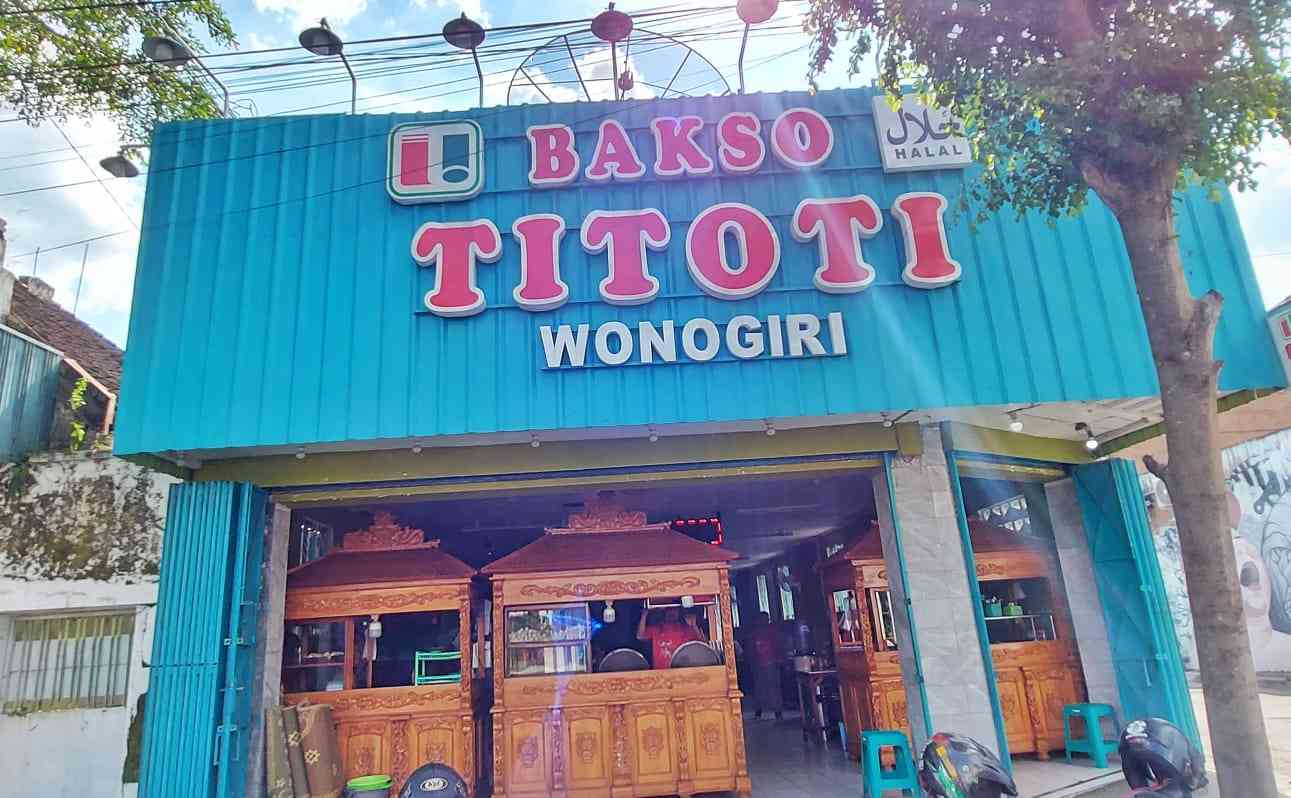 Bakso Titoti, selatan Pasar Wonogiri. Dokpri