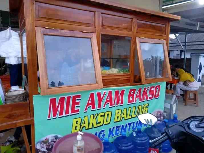 Gerobak Bakso Mang Kentung (Foto Rian)