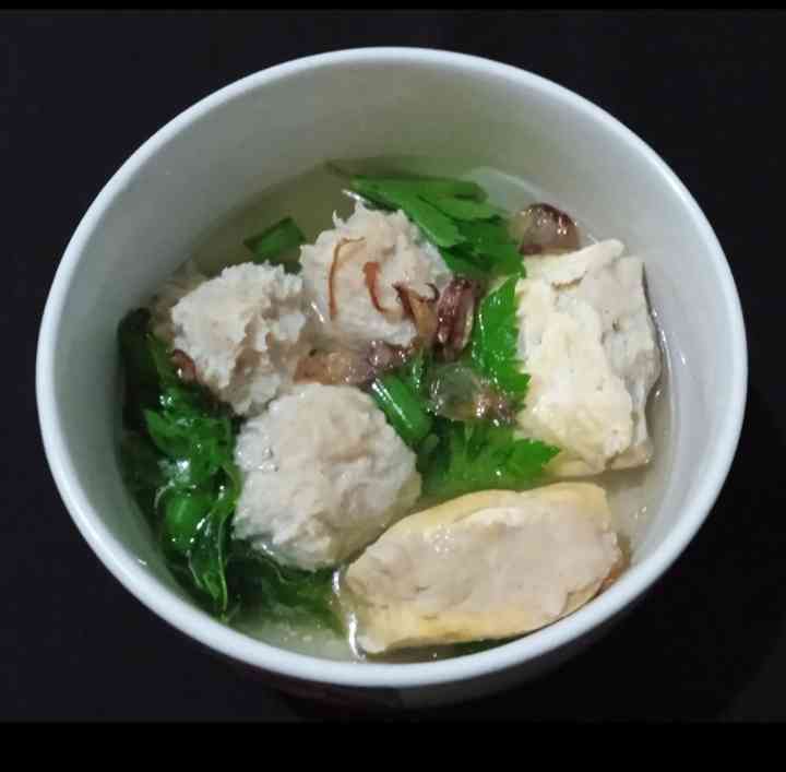 Bakso dan bakso tahu buatan sendiri (dokpri) 