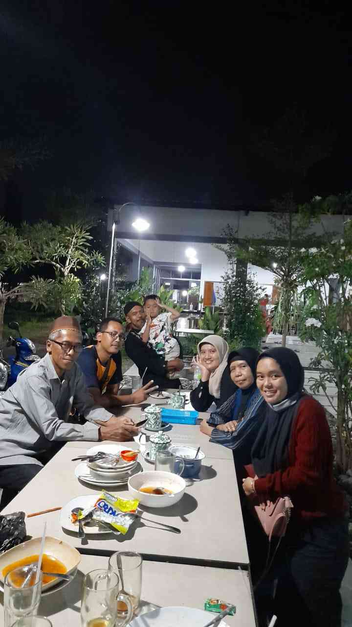 Makan malam (dokpri)