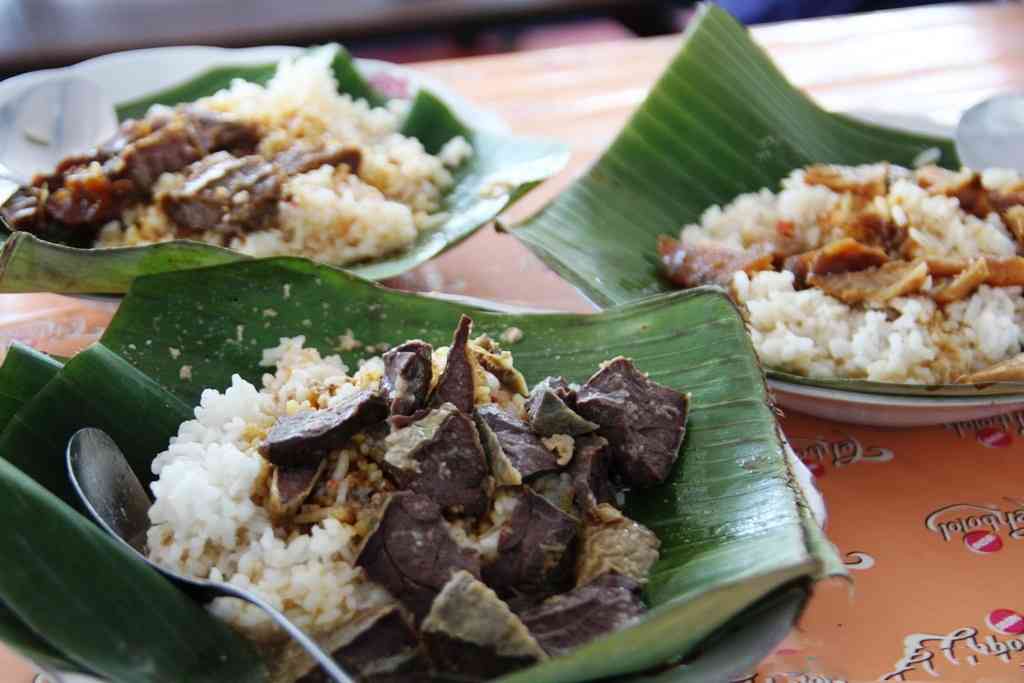 Nasi gandul Pati (pic. Dok pribadi Endah Kurnia Wirawati)