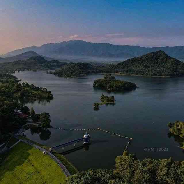 Waduk Malahayu (instagram.com/brebesnesia)