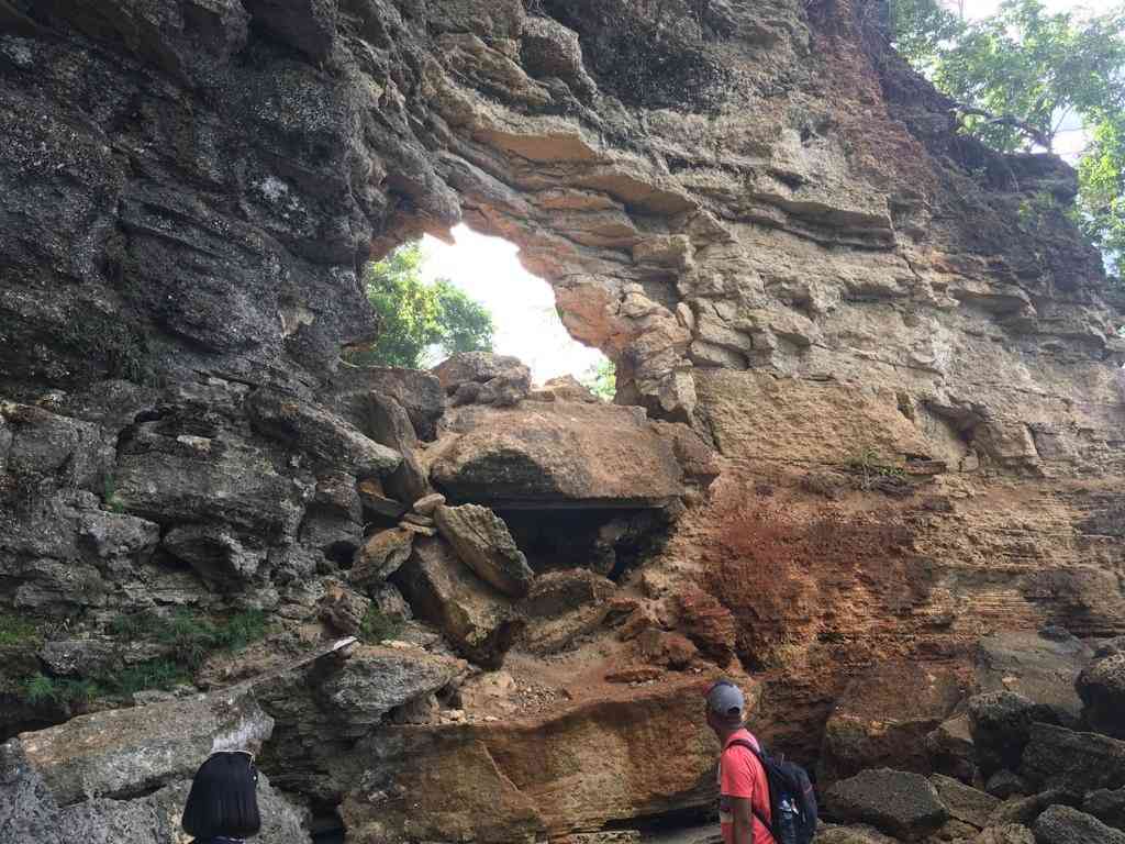 Batu Lobang di Liliboi: Dokpri