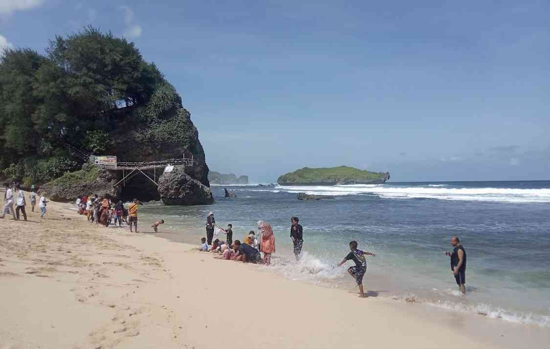 Suasana Pantai Slili (Dokpri)