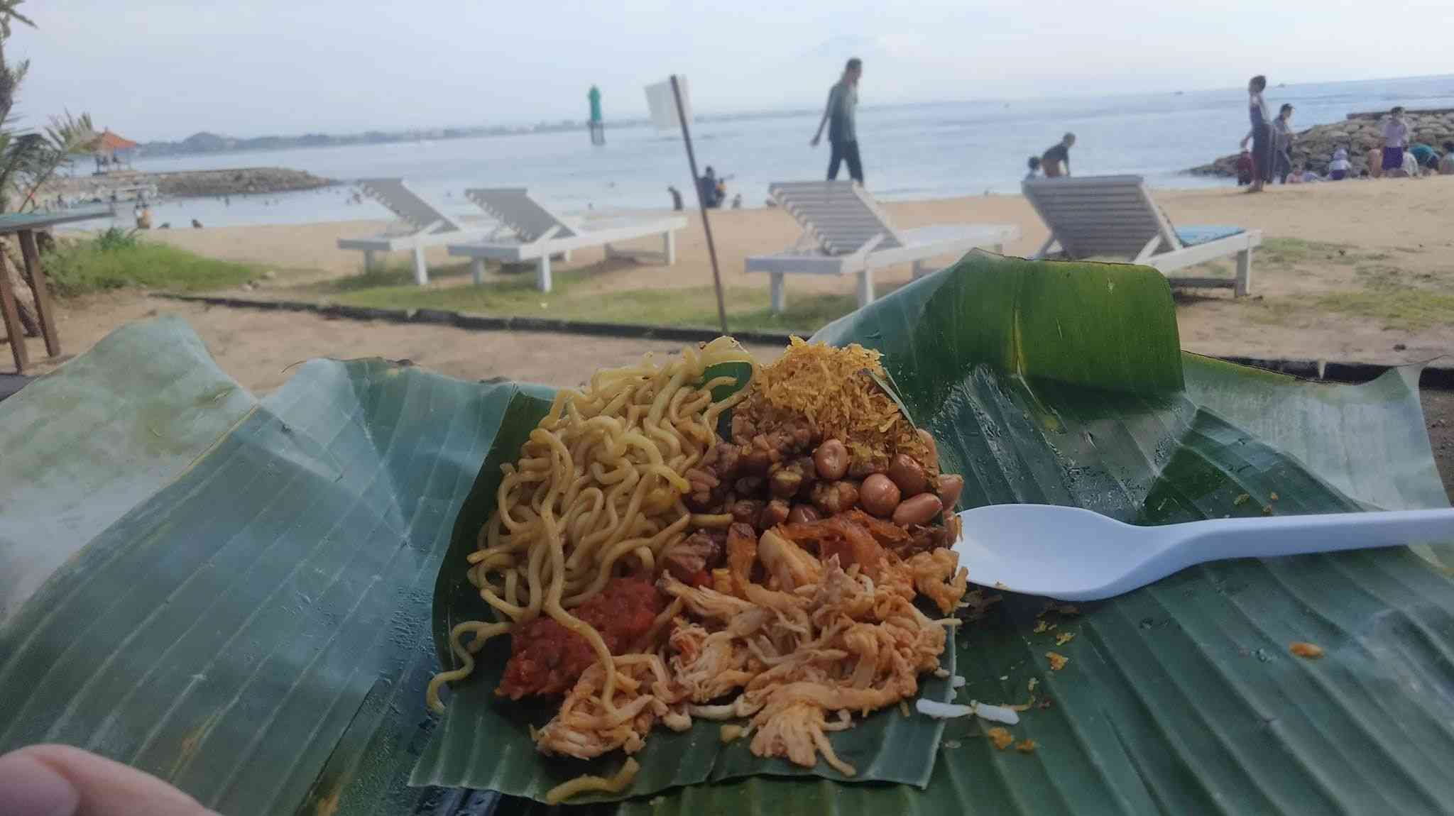 dok.pri Sarapan di Sanur