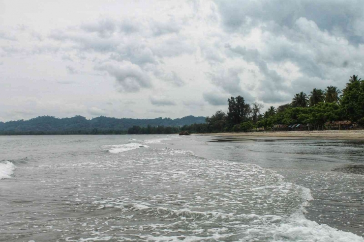 Pantai Taipa, Konawe Utara, Sulawesi Tenggara (foto by widikurniawan)
