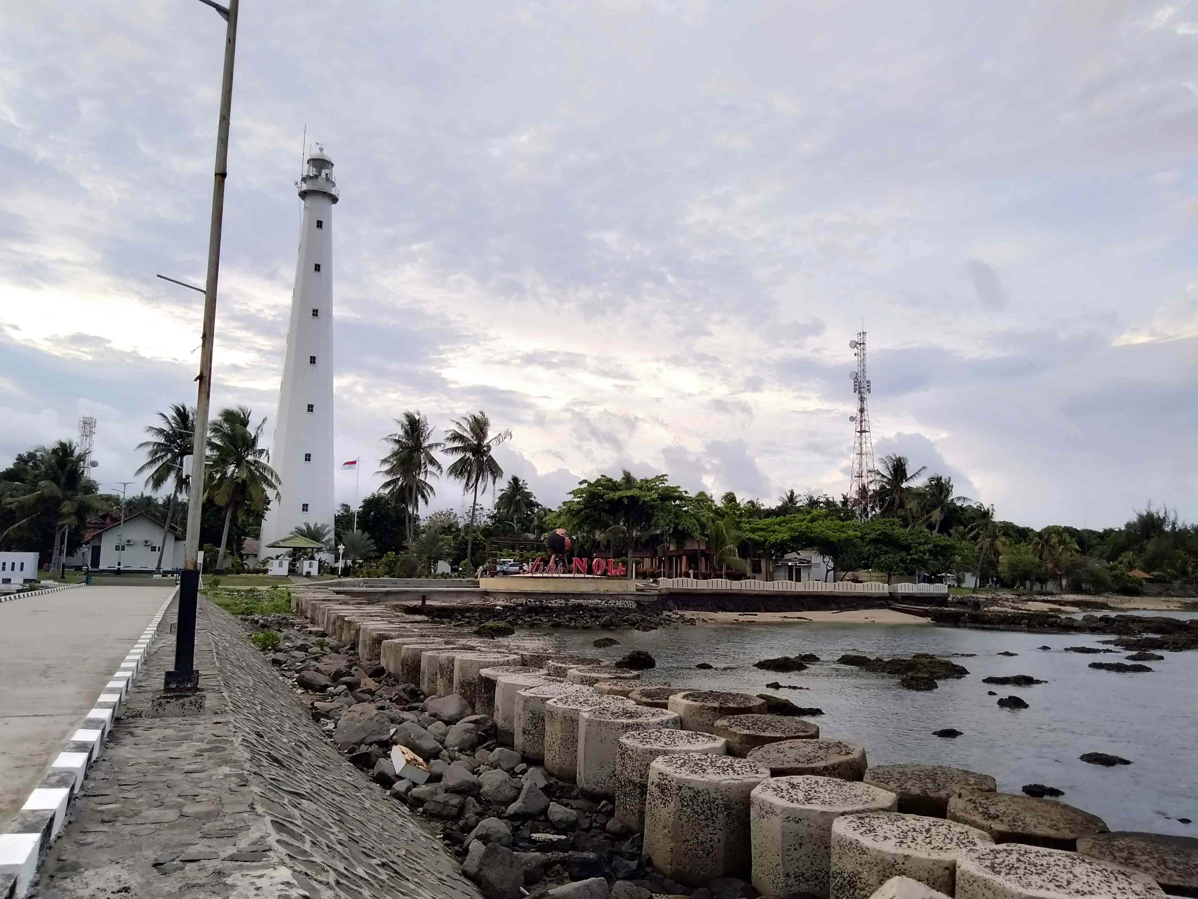 Mercusuar Cikoneng (dok pribadi)