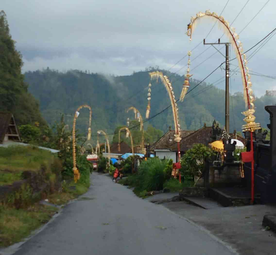 dok.pri Saat Senja Menjelang di Desa Songan