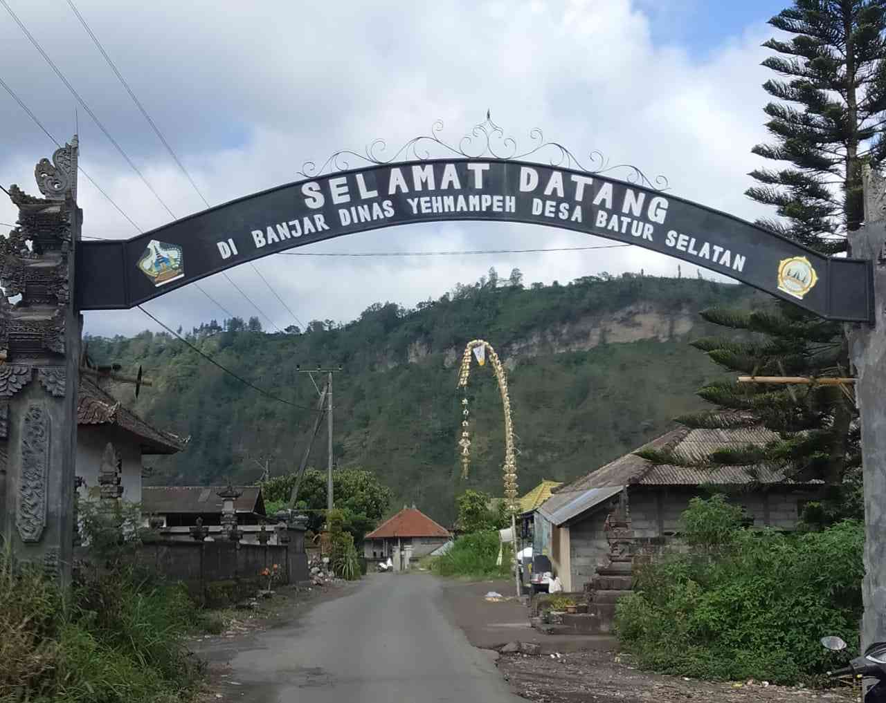 dok.pri Gerbang Desa Batur Selatan 