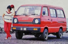 Suzuki Carry ST100 (Pinterest.com, account Darfi Rizkavirwan)