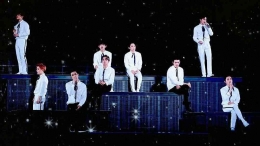 Konser EXO Ot9 yang tak terlupakan. (Sumber: id.pinterest.com/mei) 
