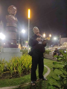 Dokpri foto acara baca puisi di Monumen Chairil Anwar Malang 28 April 2023