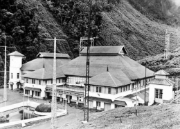 Stasiun Radio Malabar di Jawa Barat (sumber: wikipedia/Tropenmuseum)