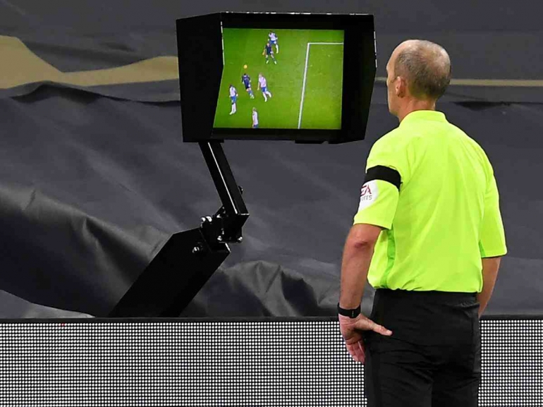 Wasit Var Resmi! Liga 1 Indonesia Menjadi Liga Keempat di ASEAN yang Menggunakan ...