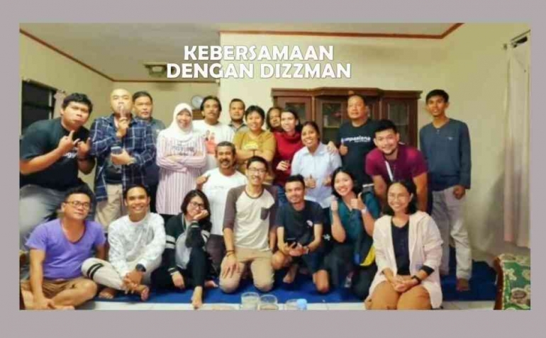 Dizzman, berdiri, ketiga dari kanan. Foto: Dok. Isson Khairul 