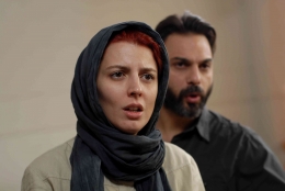 Leila Hatami dan Payman Maadi dalam Jodaeiye Nader az Simin (2011), foto dari Rotten Tomatoes.