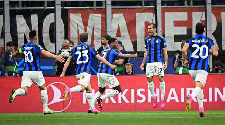 Pemain Inter melakukan selebrasi setelah mencetak goal (Foto : flashdcore.co.id/AFP)