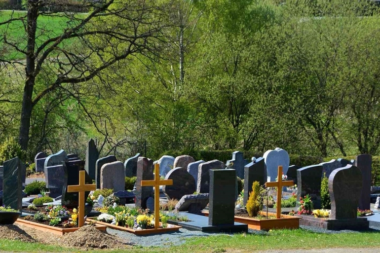 Aturan dan Mahalnya Biaya Pemakaman di Jerman | foto: Pixabay/ Congerdesign—