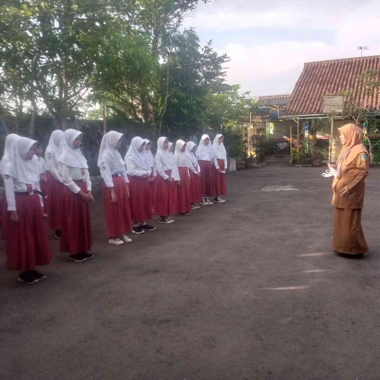 Foto dokpri: pengarahan bagi siswa