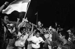 Selebrasi terlahir sepakbola Indonesia ketika memenangkan emas sepakbola SEA Games (Foto Kompas.id) 
