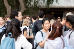 Mahasiswa Internasional merupakan salah satu tulang punggung perekonomian Australia. Photo: ABC News: Cason Ho