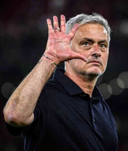 Jose Mourinho dua musim beruntun bawa AS Roma ke final kompetisi Eropa/ foto: UEFA.com