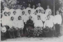 Para pendiri organisasi Budi Utomo. Tanggal pendiriannya diperingati sebagai Harkitnas (dok foto: gramedia.com)