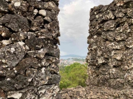 Kekokohan Benteng Keraton Buton yang berusia ratusan tahun (foto : Ari Junaedi)
