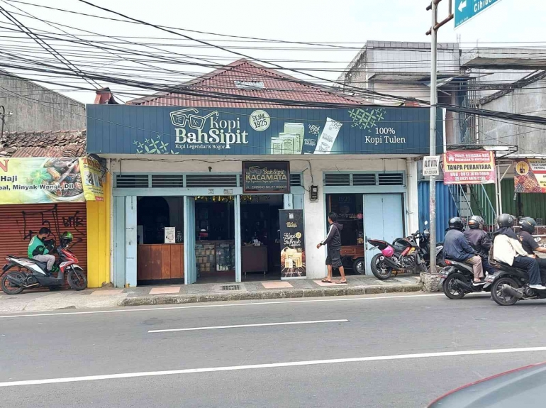 Kedai Kopi Bah Sipit Cap Kacamata. Dokpri