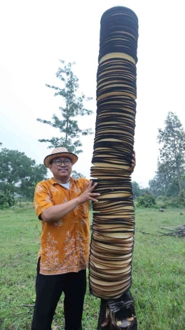 Pegiat Kerajinan Tradisional Topi Bambu 