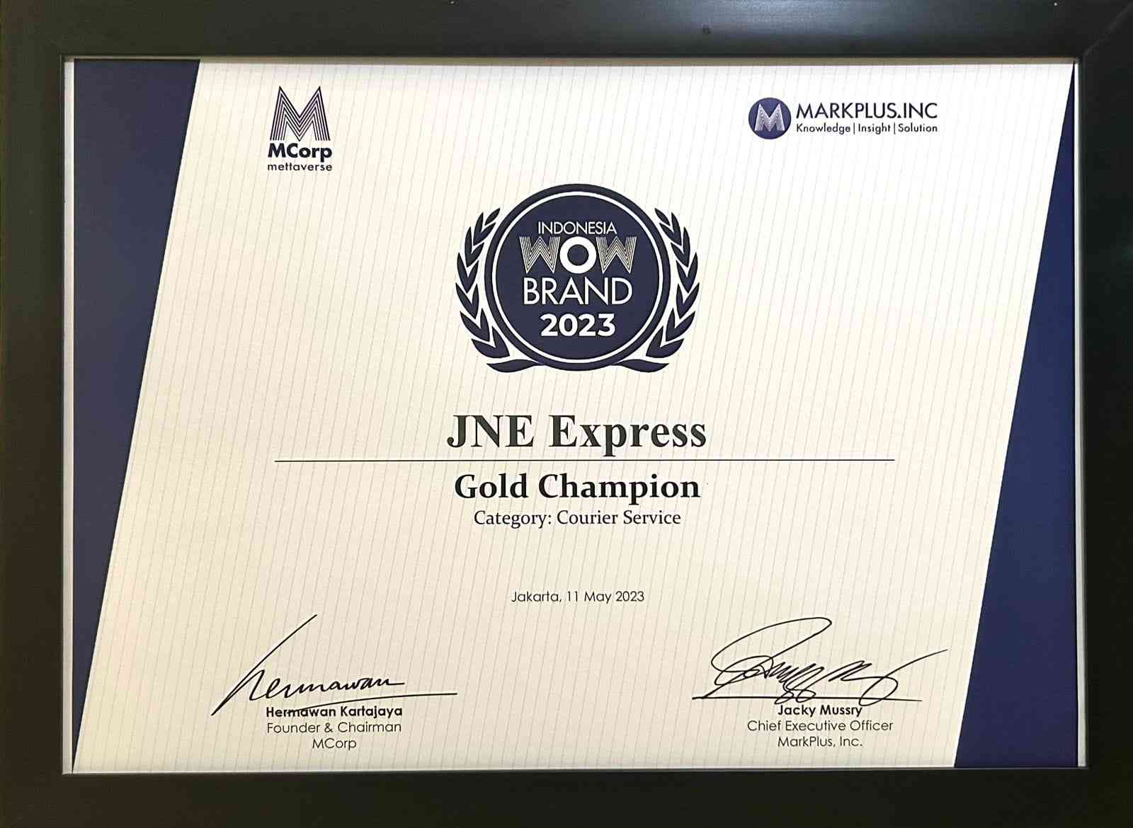 JNE Menang Pada Kategori Courier Service Raih Gold Champion Indonesia ...