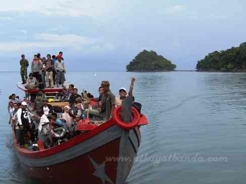 menuju pulau aceh-hikayatbanda.com