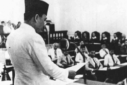 Pidato Sukarno pada sidang BPUPKI. Foto: kemdikbud.go.id