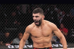 Amir Albazi, foto dari UFC.com.