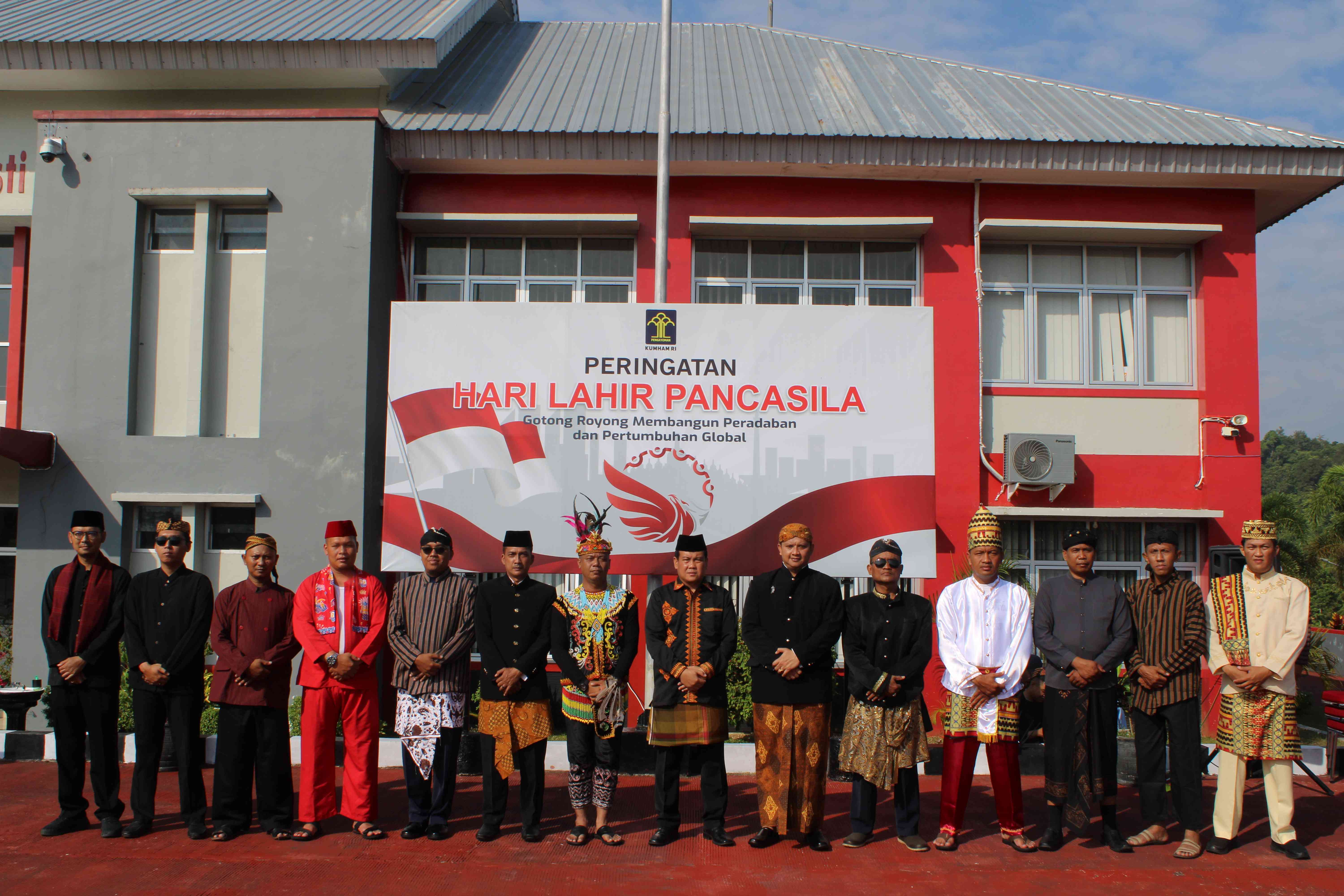 Lapas Khusus Kelas IIA Karanganyar Nusakambangan Gelar Upacara Hari ...