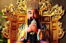 Salah Kaprah Orang Tionghoa Terhadap Kaisar Langit (gambar: bamboocyberschool.com, diolah pribadi)