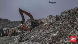 Ilustrasi tumpukan sampah di TPA (Sumber: CNN Indonesia)