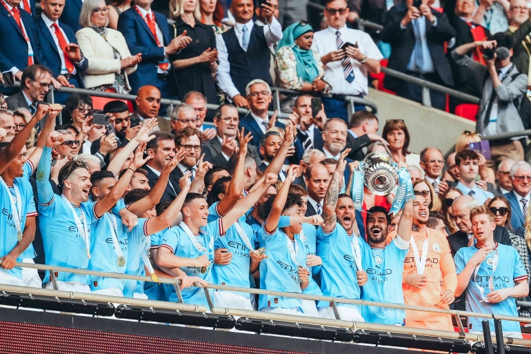 Manchester City pesta juara FA Cup 2023. Sumber: @ManCity