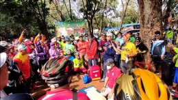 (Gambar 6: Kegiatan BHD di komunitas sepeda Cibubur/Dokpri)